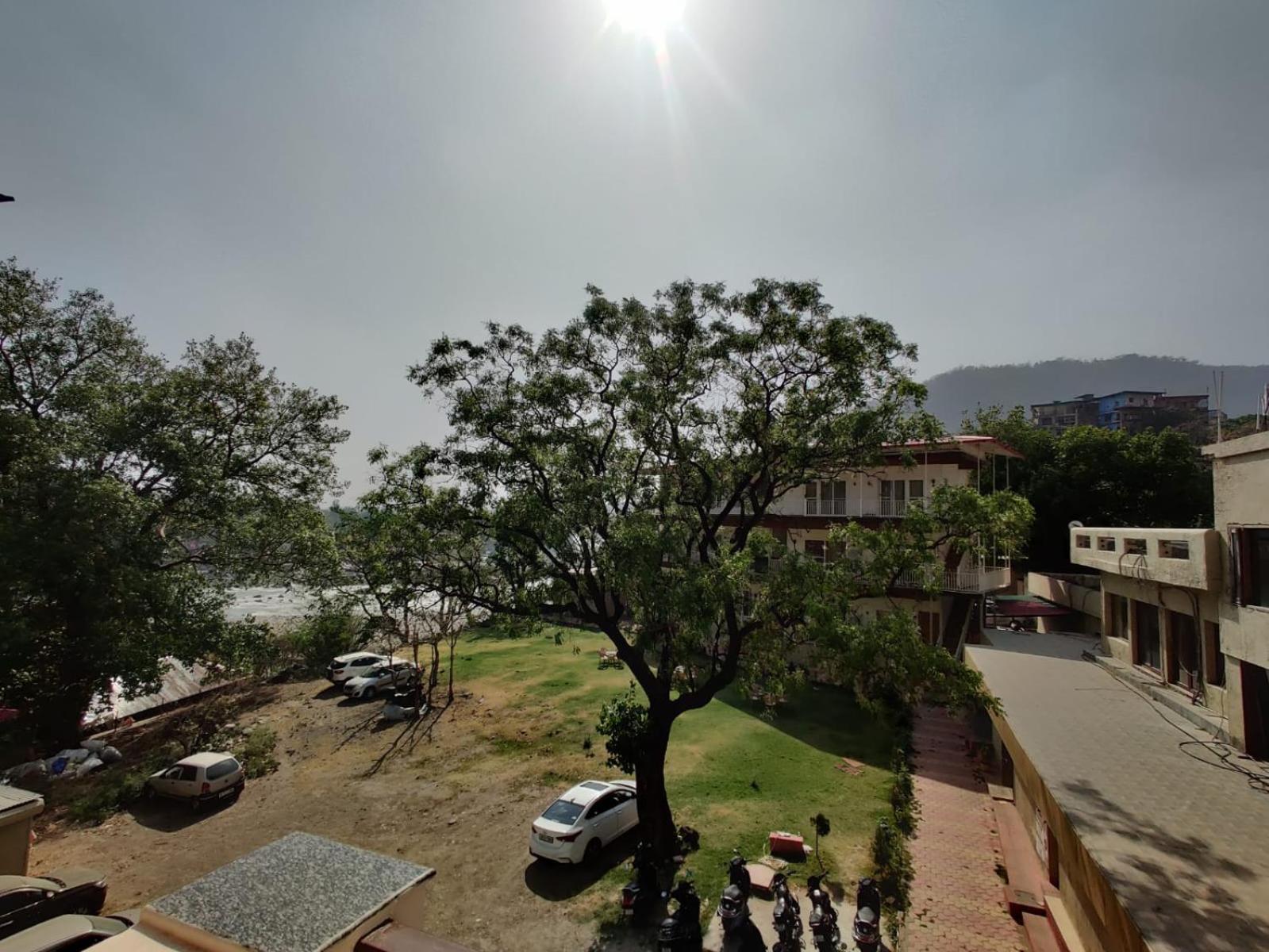 Devaaya Palace Rishikesh Exterior photo